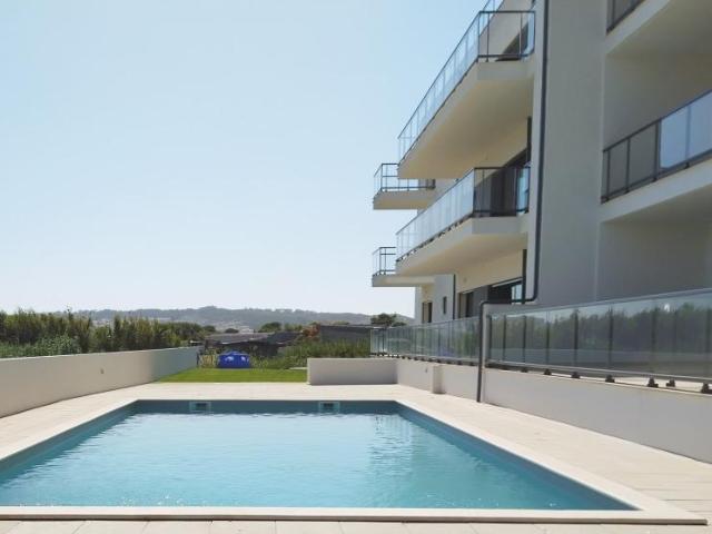 2 quarto, Leiria Portugal LS102013256