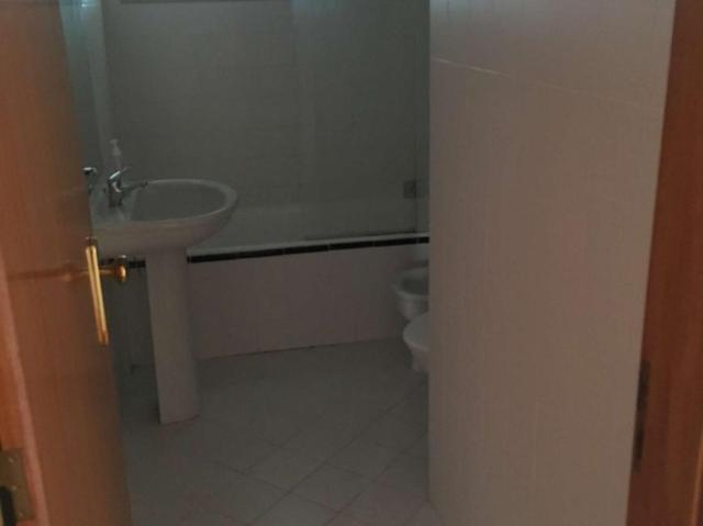 2 quarto, lisbon lisbon 1600 468 104800650