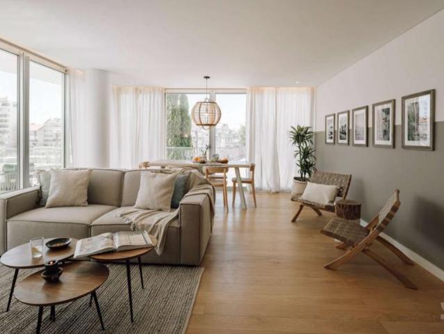 2 quarto, Lisbon Lisbon 1700 220 97237848