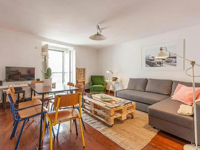 2 quarto, Lisbon Lisbon 1200 037 104436420