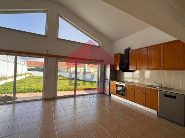 2 quarto, Lourinhã Lourinhã LS101309977
