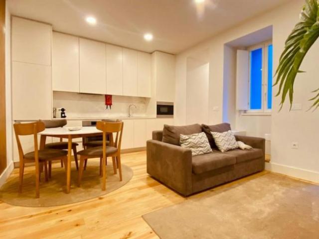2 quarto, Porto Porto 4050 093 103612787