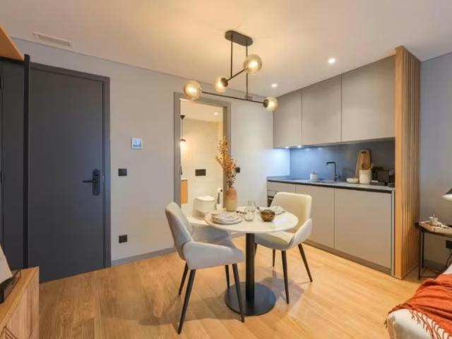 2 quarto, Porto Porto 4100 049 97353960