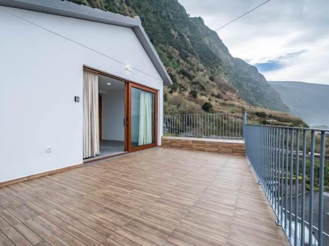 2 quarto, São Vicente Ilha da Madeira 98467284