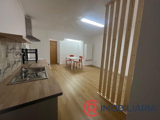 2 quarto, Setúbal Barreiro 2830 LS101507434