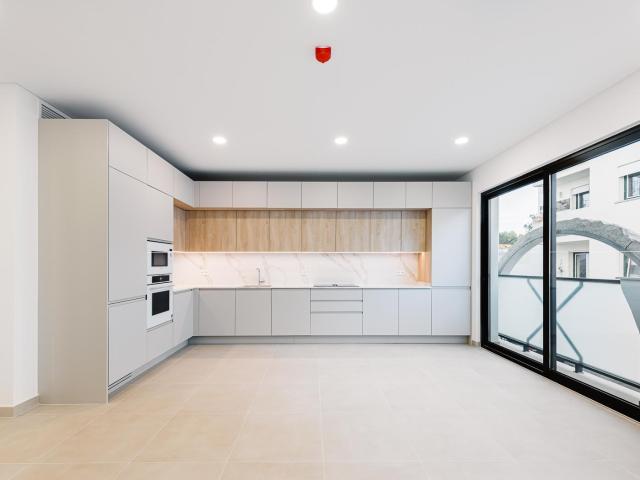 2 Quartos Apartamento Sé e São Pedro Faro 129m² Faro Sé e São Pedro