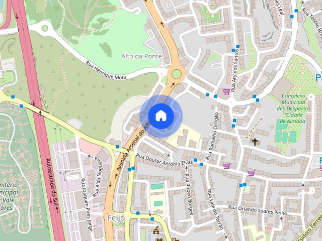 2 Quartos para alugar em zona calma e proxima do Forum Almada