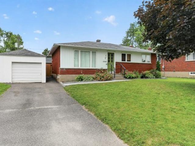2 Rue De Reims, Gatineau. QC, J8T 1J8 house for sale | Listing ID 28285 | Royal LePage