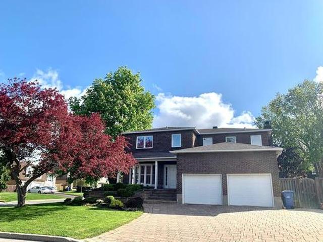 2 Rue Lamont, Dollard Des Ormeaux, QC, H9B 2H5 house for sale | Listing ID 11163 | Royal LePage