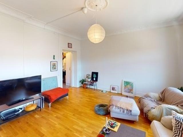 2 rum lägenhet på 70 m2, Trollhättan, Västra Götaland
