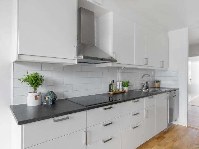 2 rum och kök på Senapsgatan 13, ledig lägenhet i Angered