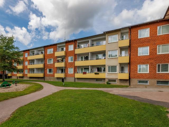 2 rum och kök på Trädgårdsgatan 20 A, ledig lägenhet i Hallstahammar