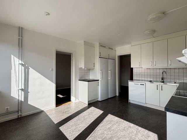 2 rums hus i ÖREBRO 65 m² 8 801 kr