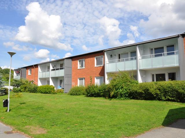 2 rums hus i ÖREBRO 61 m² 6 793 kr