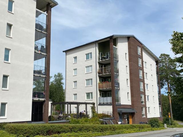 2 rums lägenhet i Upplands Väsby 65 m² 10 884 kr