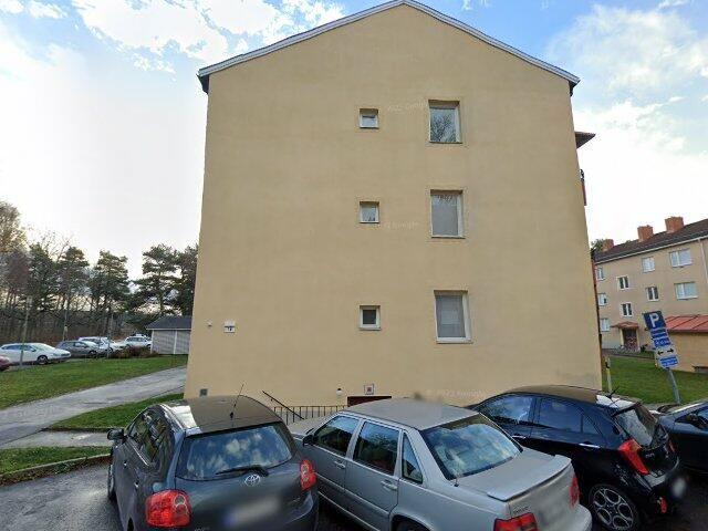 2 rums lägenhet i Eskilstuna 56 m² 5 785 kr