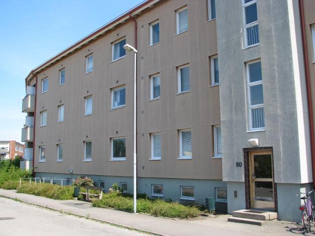 2 rums lägenhet i HALMSTAD 61 m² 6 817 kr
