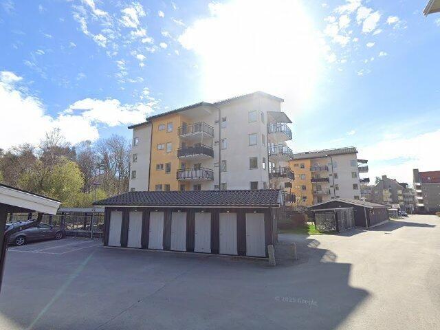 2 rums lägenhet i ÖREBRO 60 m² 10 494 kr