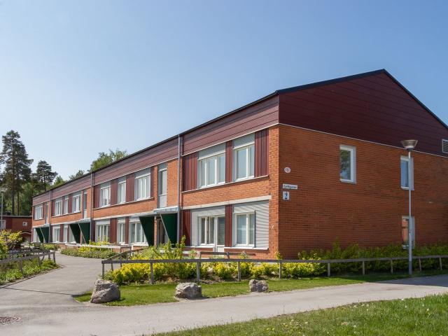 2 rums lägenhet i ÖREBRO 65 m² 8 742 kr