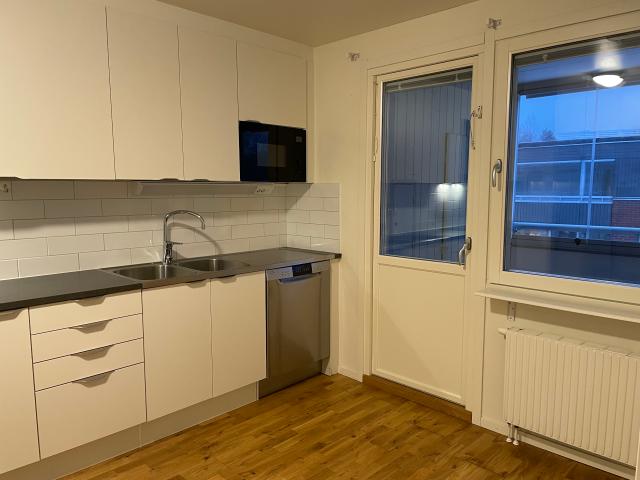 2 rums lägenhet i Örebro 66 m² 9 944 kr