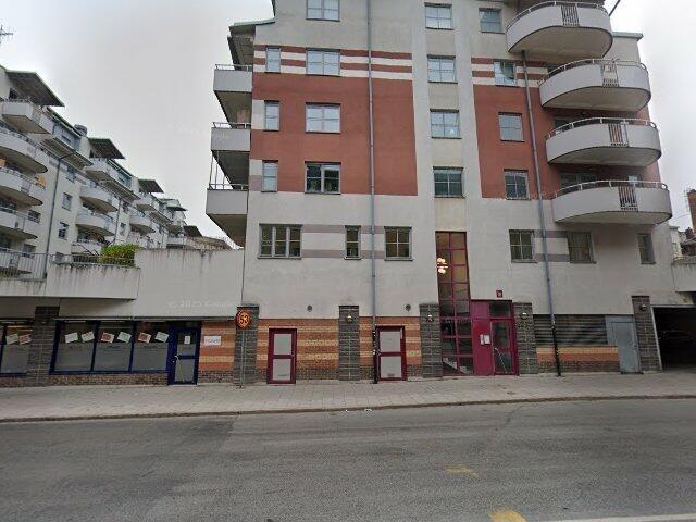 2 rums lägenhet i ÖREBRO 82 m² 10 784 kr
