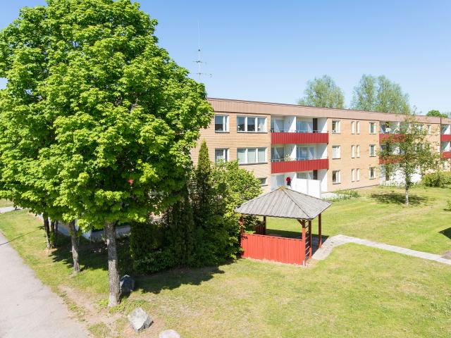 2 rums lägenhet i SKUTSKÄR 64 m² 5 957 kr