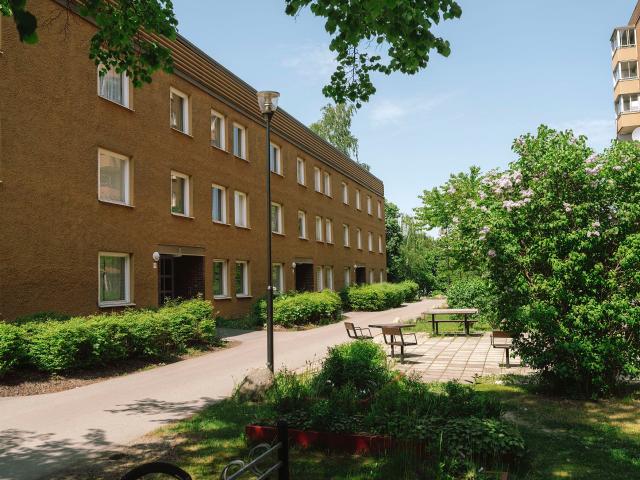 2 rums lägenhet i Södertälje 47 m² 8 018 kr