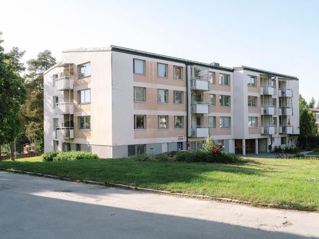 2 rums lägenhet i Södertälje 65 m² 8 101 kr