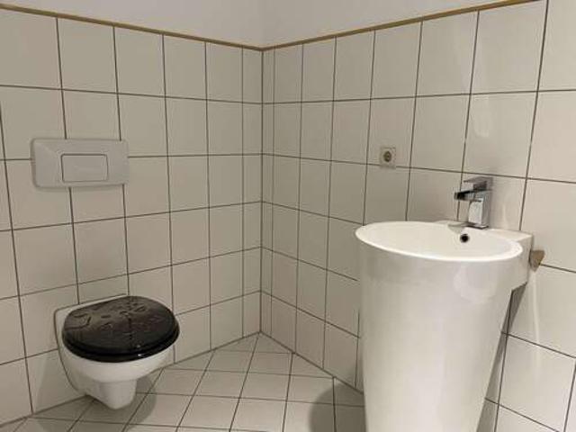 2 Raumwohnung mit Balkon + großer Küche in Kappel!