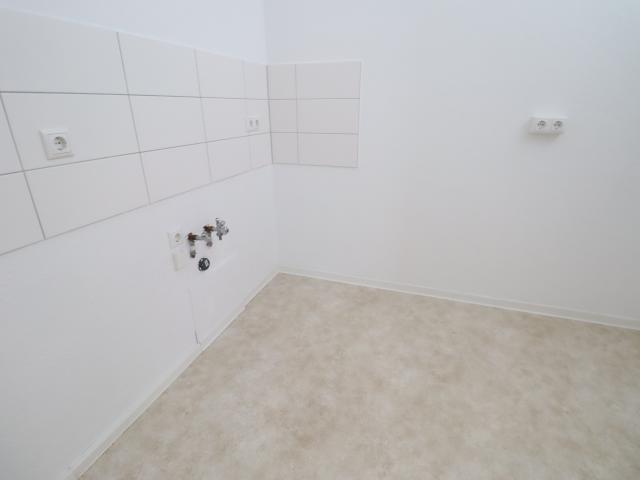 2 Raumwohnung im Erdgeschoss mit Dusche WBS notwendig