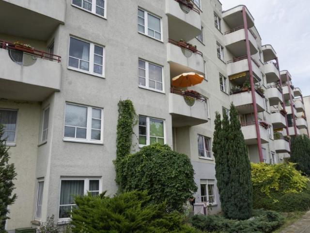 2 Raum Wohnung frisch saniert mit Terrasse