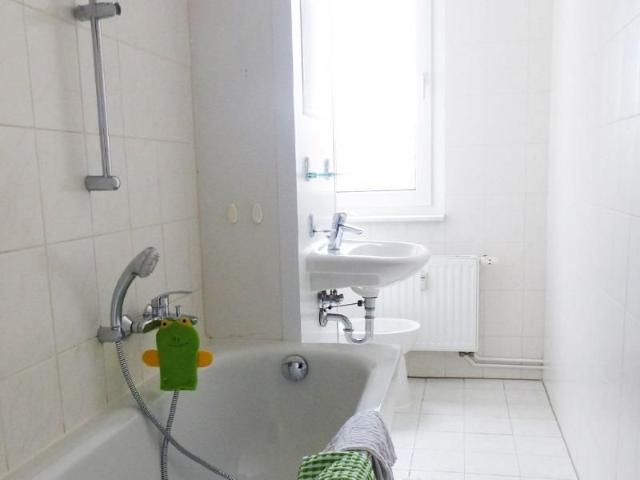 2 Raum Wohnung mit Balkon