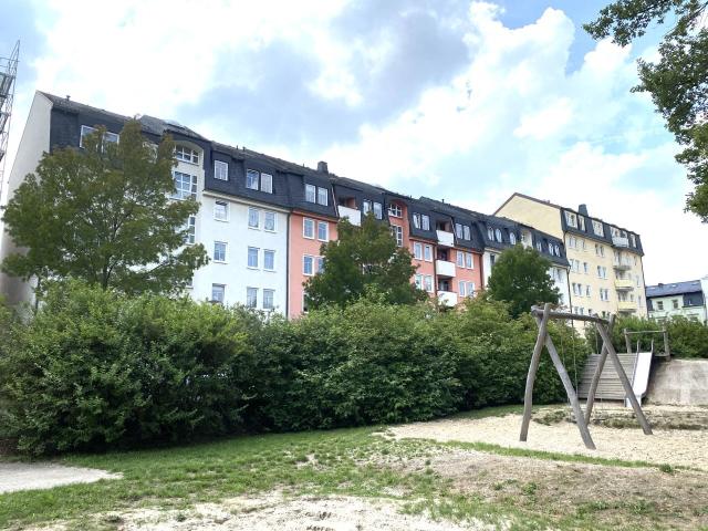2 Raum Whg. mit Fahrstuhl, Süd Balkon u. TG Stpl. in zentrumsnaher Lage! Vermietet!