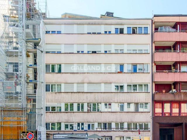 2 room apartment on the 2nd floor partially renovated