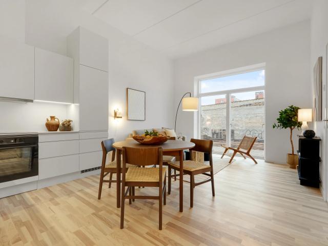 2 room apartment for students young professionals can apply