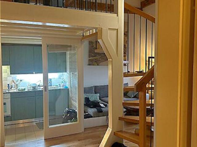 2½ room attic apartment in Genève Centre, furnished, temporary