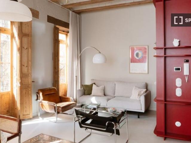 2 room luxury Apartment for rent in Valencia