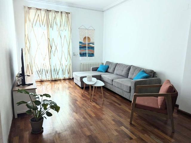 2 room luxury Apartment for rent in Valencia, Spain
