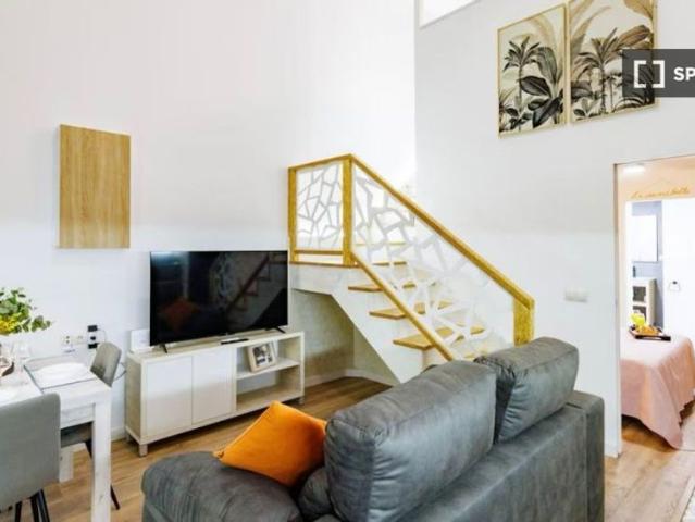 2 room luxury Apartment for rent in Valencia, Spain