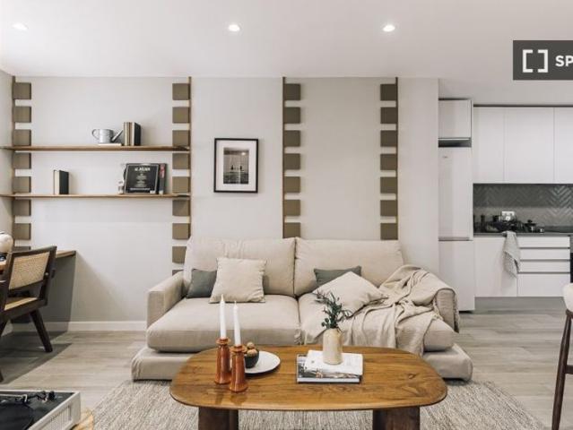 2 room luxury Apartment for rent in Barcelona, Catalonia