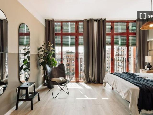 2 room luxury Apartment for rent in Barcelona, Spain