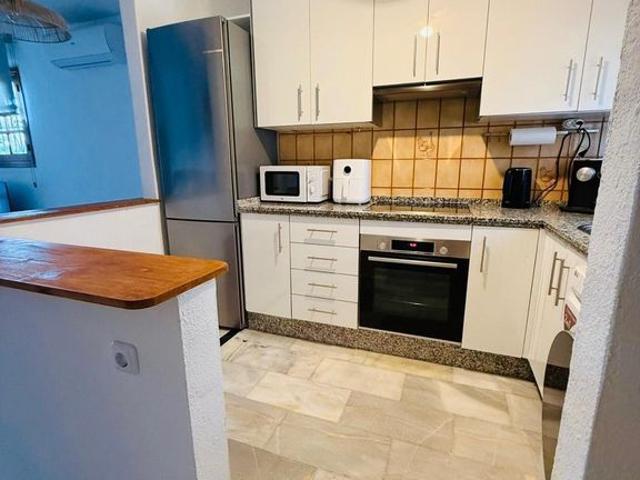 2 room luxury Apartment for rent in Elviria, Andalusia