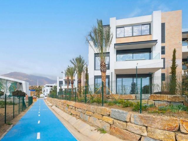 2 room luxury Apartment for rent in Estepona, Andalusia