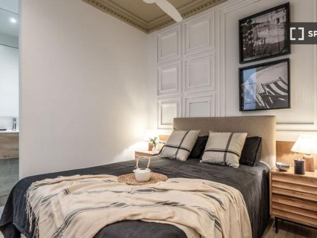 2 room luxury Apartment for rent in Madrid, Spain