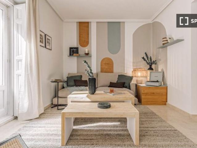 2 room luxury Apartment for rent in Madrid, Spain