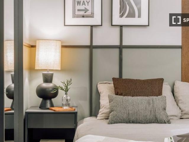 2 room luxury Apartment for rent in Madrid, Spain