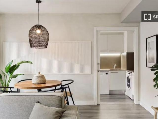 2 room luxury Flat for rent in Barcelona, Spain
