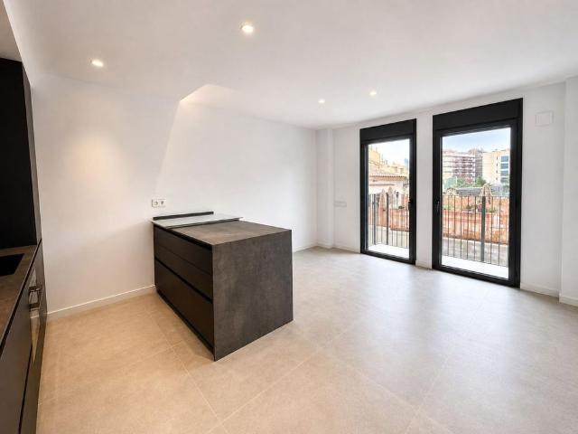 2 room luxury Flat for rent in Barcelona, Spain