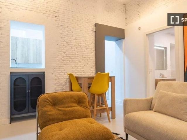 2 room luxury Flat for rent in Madrid, Spain