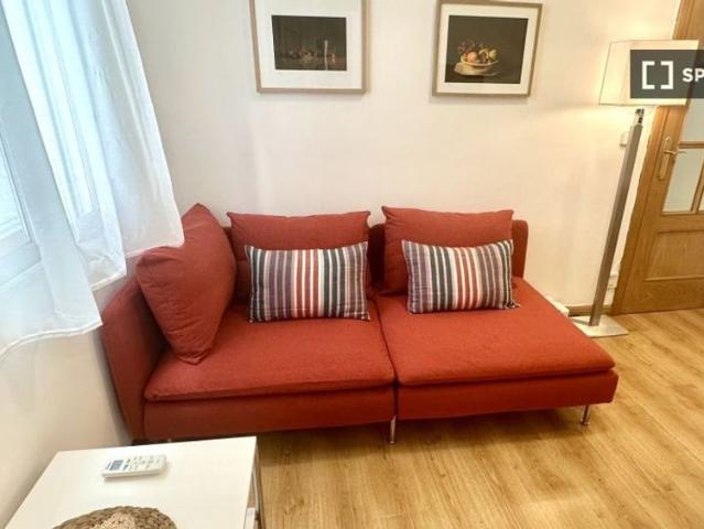 2 room luxury Flat for rent in Madrid, Spain